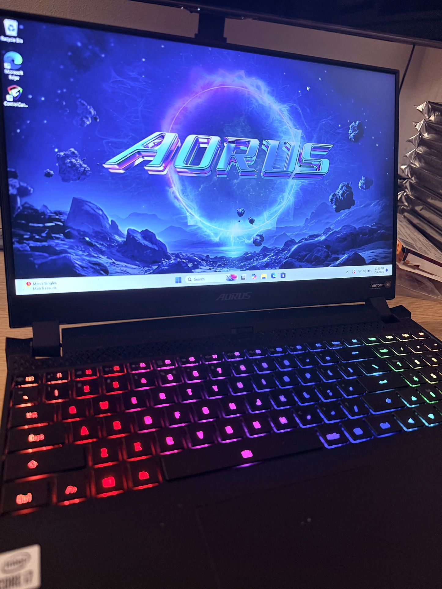 AORUS Gaming Laptop — i7-10870H / RTX 3080 / 32GB RAM / 1TB SSD / 240Hz
