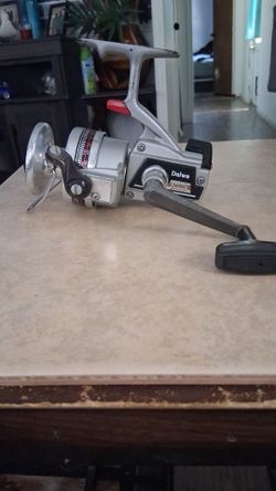 Fishing Daiwa 2600 C .