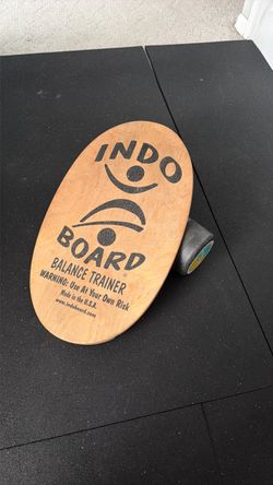 Indo Board Balance Trainer with Roller