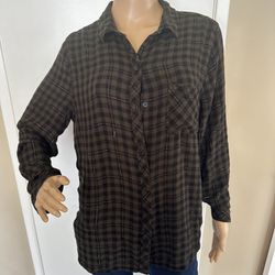 Women’s Plaid Flannel Shirt Size XL