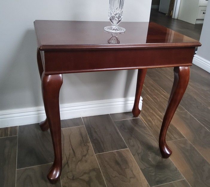 Side/end Table