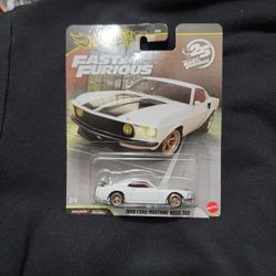 Hot Wheels Premium 