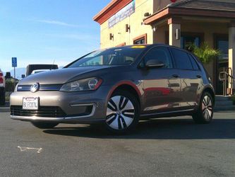 2016 Volkswagen e-Golf