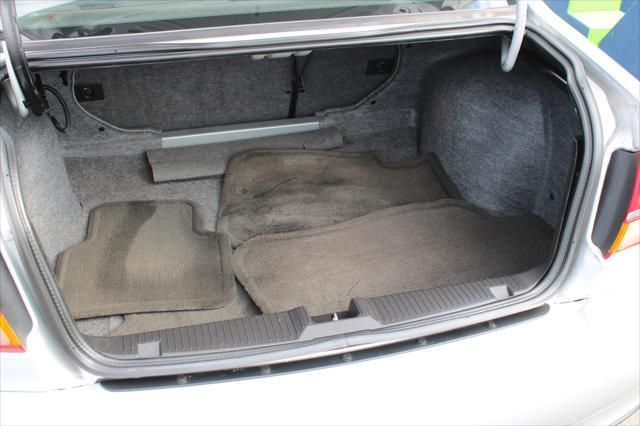 2001 Saturn LS