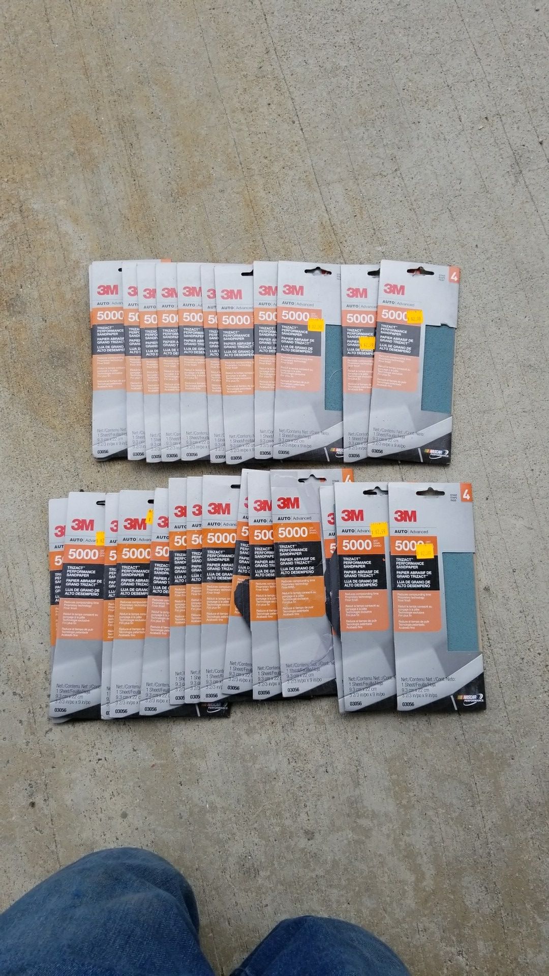 3M auto advanced 5000 grit foam sandpaper With Velcro back