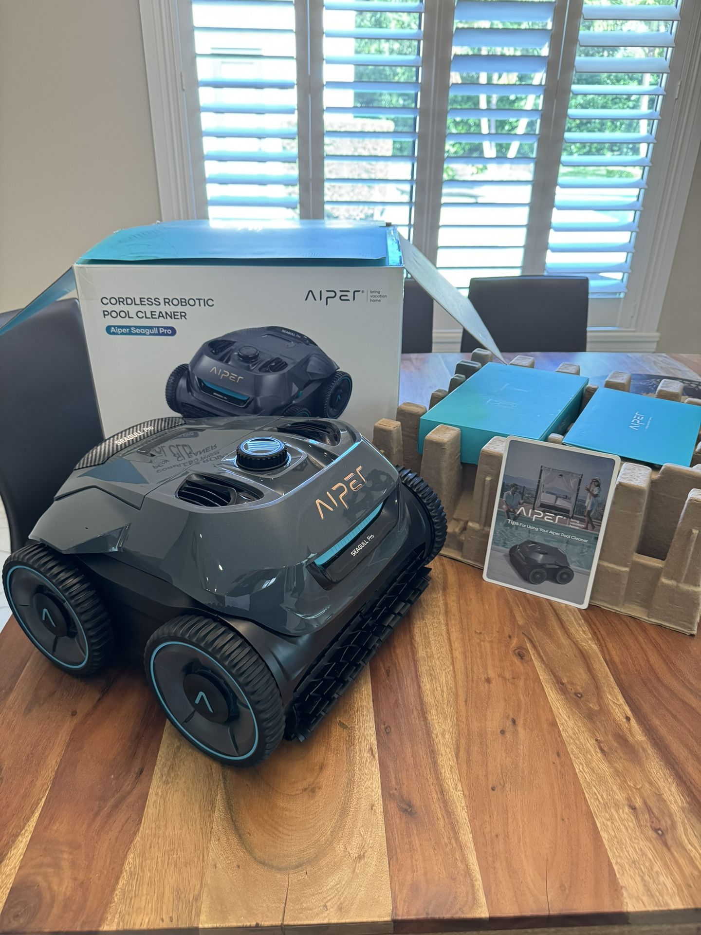 Aiper Seagull Pro Cordless Pool Cleaner - BRAND NEW