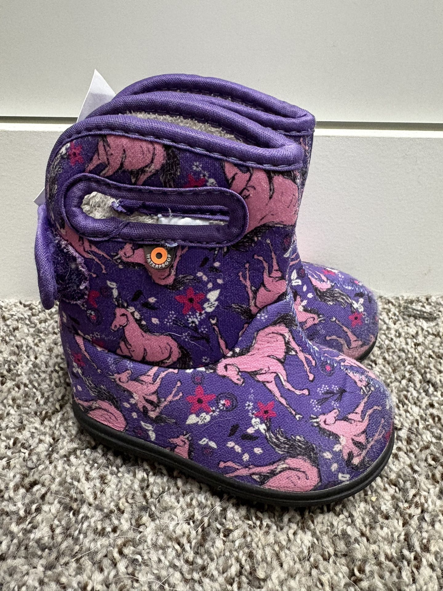 Bogs Neoprene Toddler Snow boots Size 4c