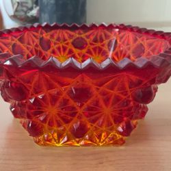 Vintage Daisy And Button Amberina Candy Dish