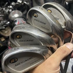 Decade golf clubs 5 Pc set in RH Graphite shafts in regular flex 