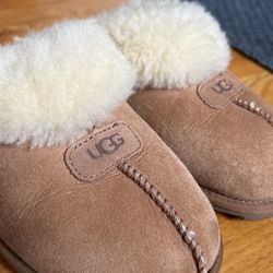 Women’s Ugg Coquette Slippers Size 8