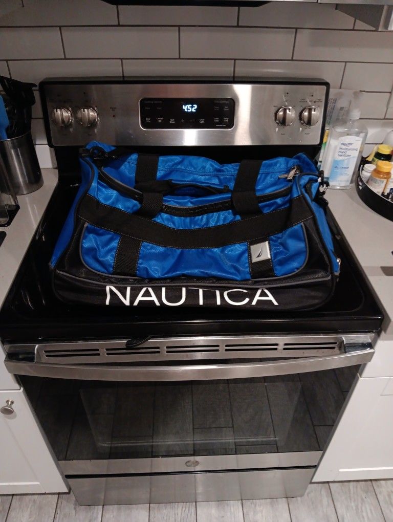 NAUTICA DUFFLE BAG