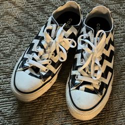 Converse Size 7