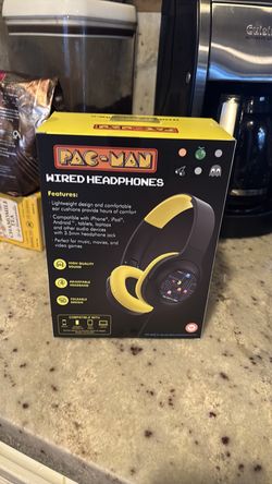 Pac-Man wired headphones brand new