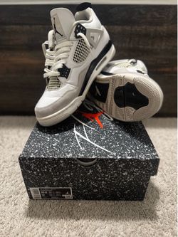 Jordan 4 military black size 10.5