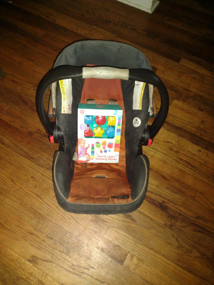 Used Graco Car Seat With New Learning Stacking Blocks
