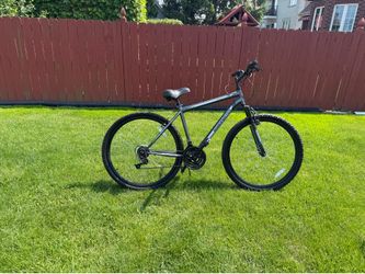 Road Master 18 speed Bike