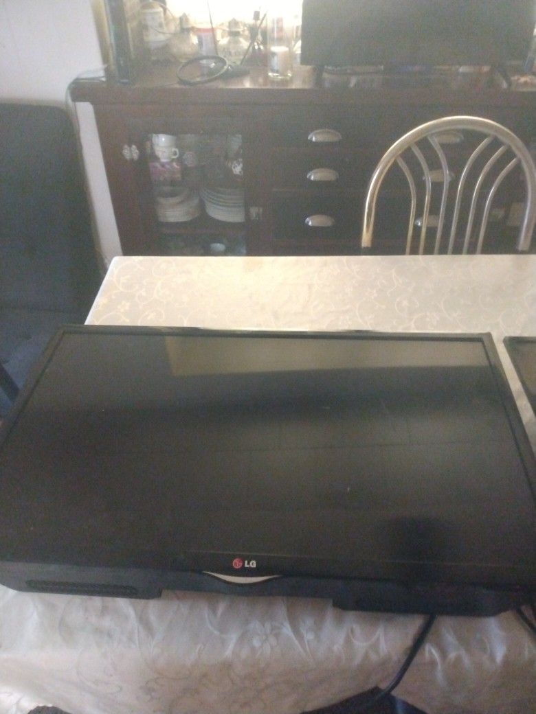 LG  32 " Tv