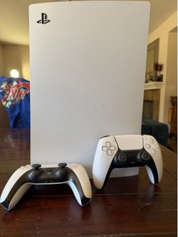 Ps5 and Vr1 PRICE NEGOTIABLE-dm me to offer
