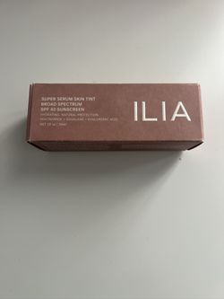 ILIA skin tint