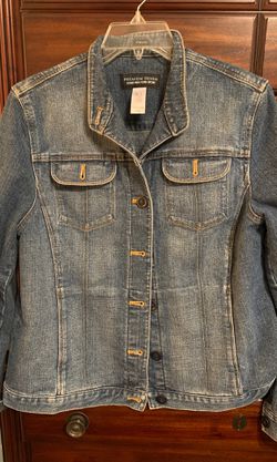 JONES NEW YORK denim jean jacket - never worn - ladies M medium