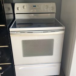 Whirlpool Electric Range Oven Glass Top Stove