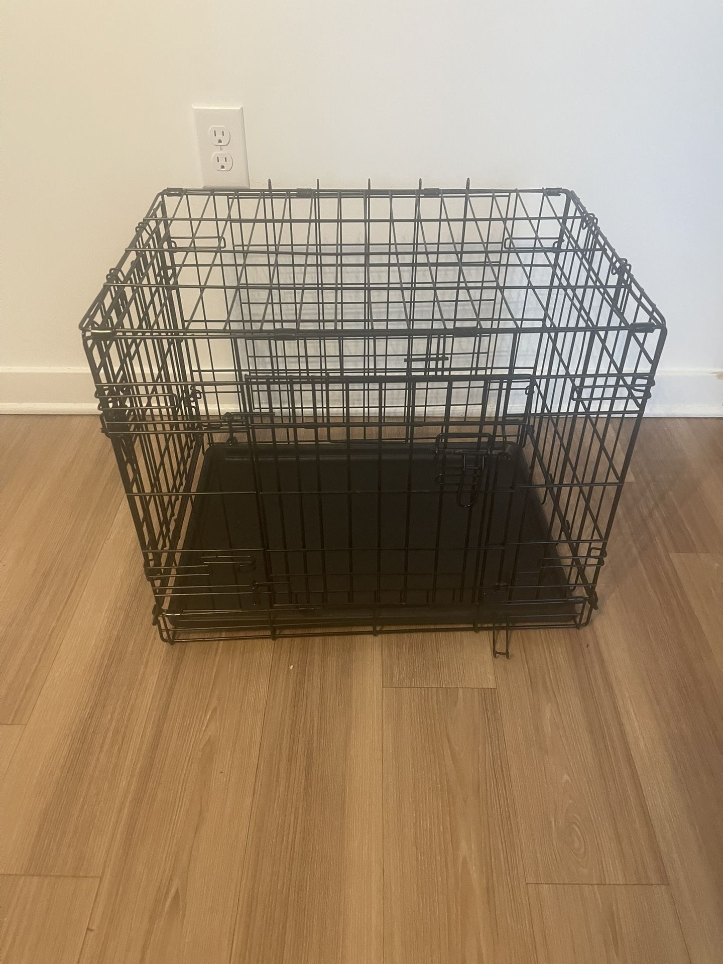  EveryYay Dog Crate, (Size Small) 24.8" L X 17.4" W X 19.5" H