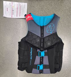 Hyperlite Life Vest Adult Medium
