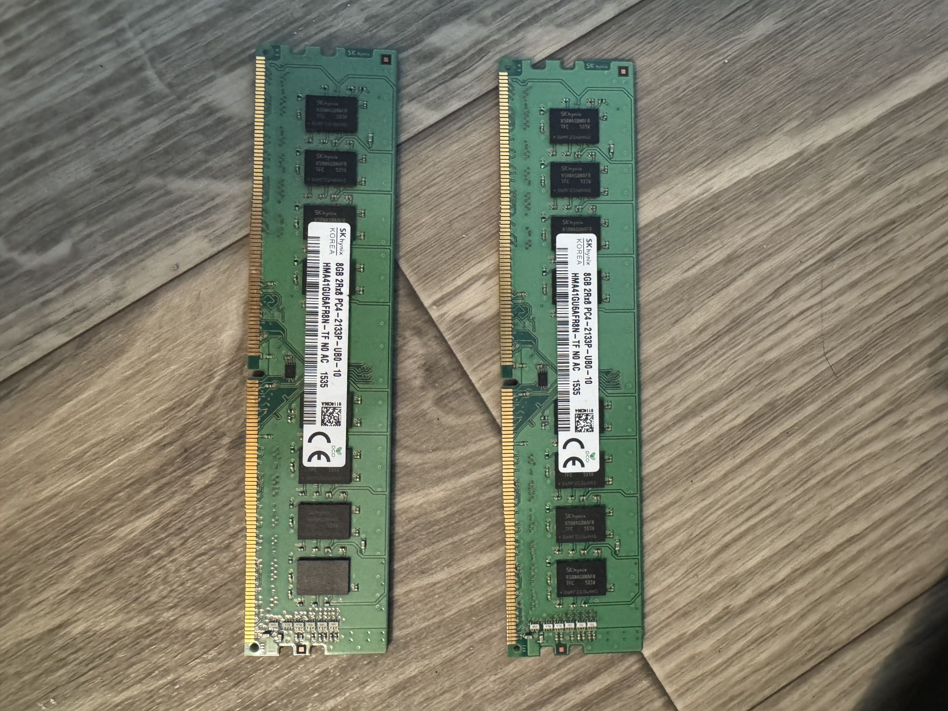2x8GB DDR4 RAM