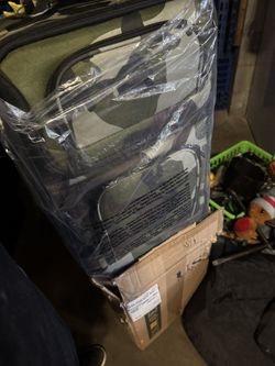 Suit Case Like New Have Box 