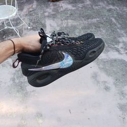 Nike Cosmic Unity Ghost 