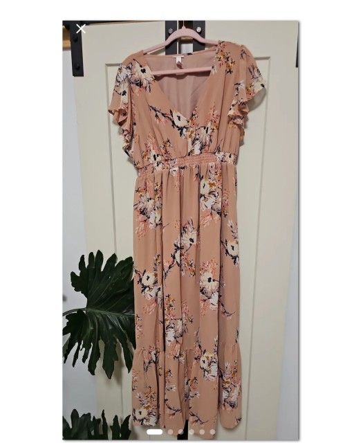 Women's Size Large Pink with Flowers Long Dress