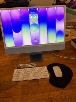 2021 iMac desktop 24 inches