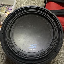 Alpine S-Series 12" Subwoofer (Model S-W12D4). ))VINTAGE))