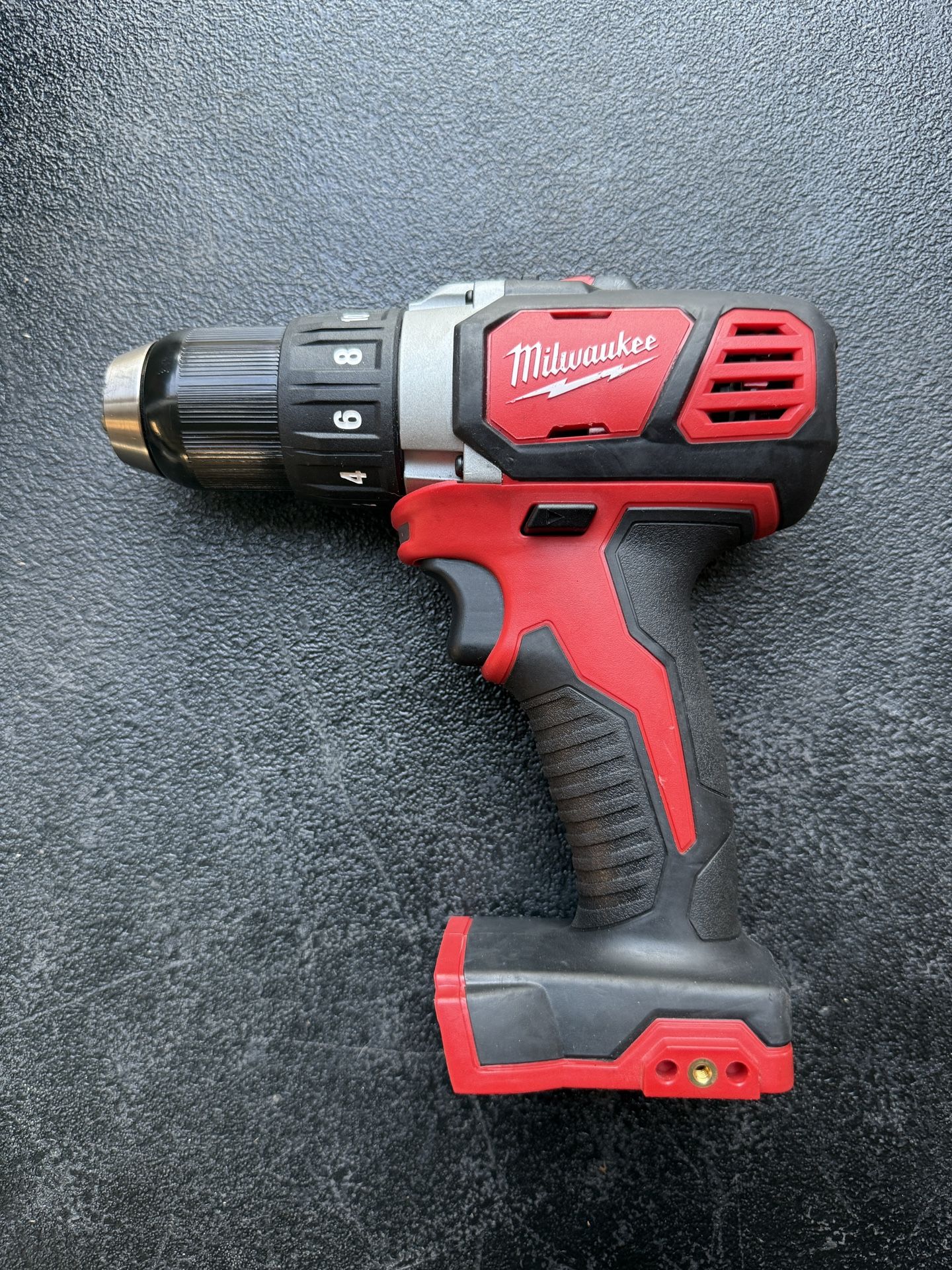 Milwaukee M18 18V Lithium-lon Cordless 1/2 in. Drill Driver (Tool-Only)