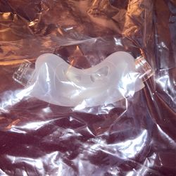One AirFit N30i nasal cushion size small wide