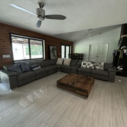 High-Quality Gray Sectional Sofa – Durable and Spacious