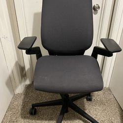 Steelcase Gesture Office Chair 