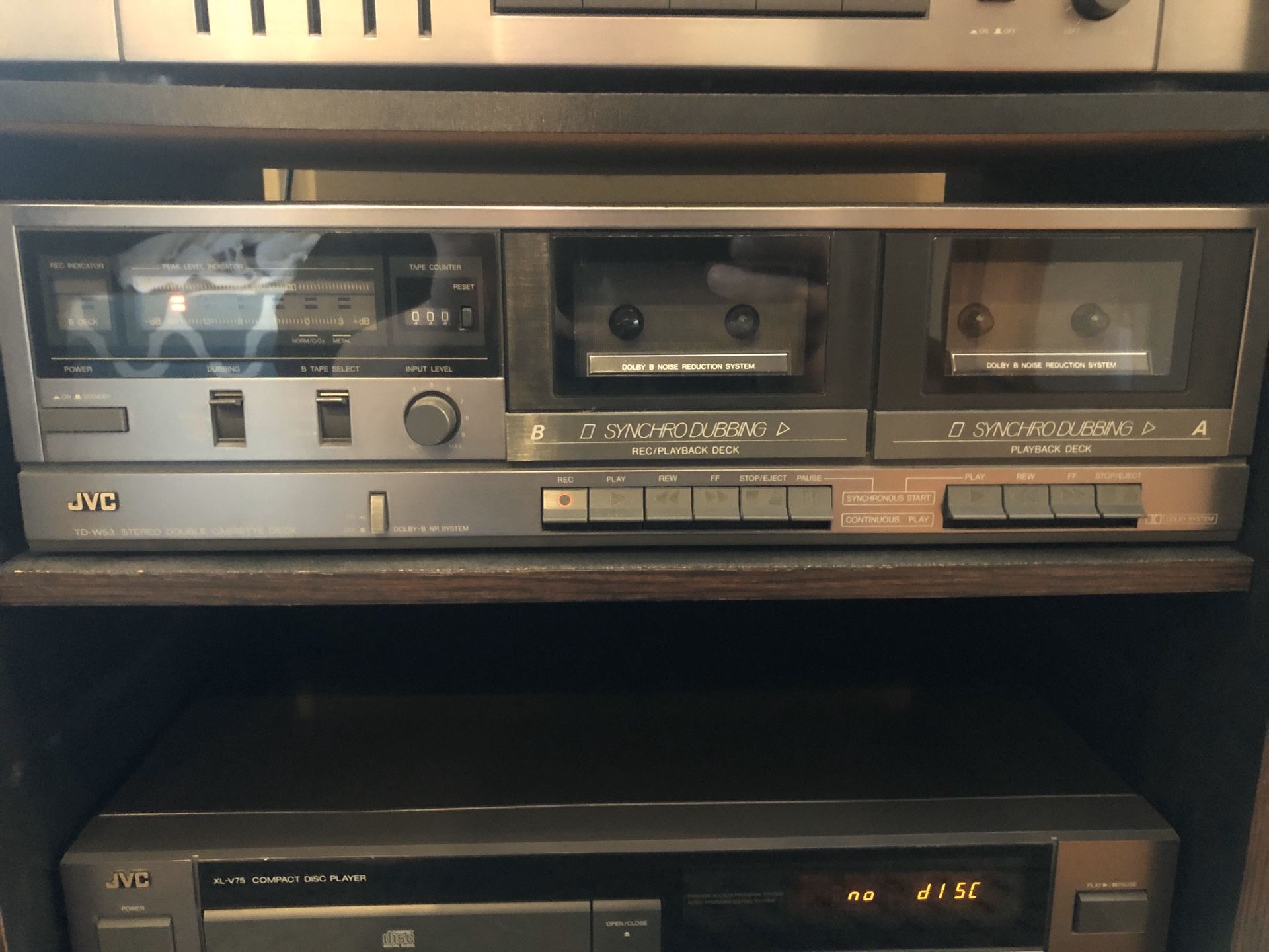 Vintage 1992 JVC Stereo System w/console, CD Player, Dual Cassette Player, AM/FM Stereo Receiver w/Remote! 2-36” Tower Speakers Included!! Excellent