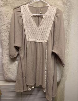 Women’s Soft Surroundings Brand V-Neck Navy Blue Shear Lace Beaded Top Size 1X