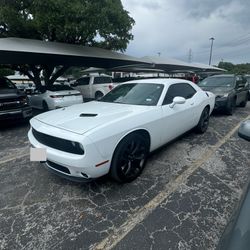 2020 Dodge Challenger SXT