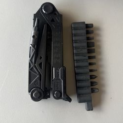 Gerber  Multi Tool With Screw Driver 
