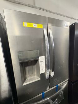 Frigidaire Stainless Steel French Door Refrigerator