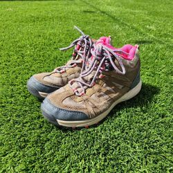 Bearpaw Hiking Boots Girl 4