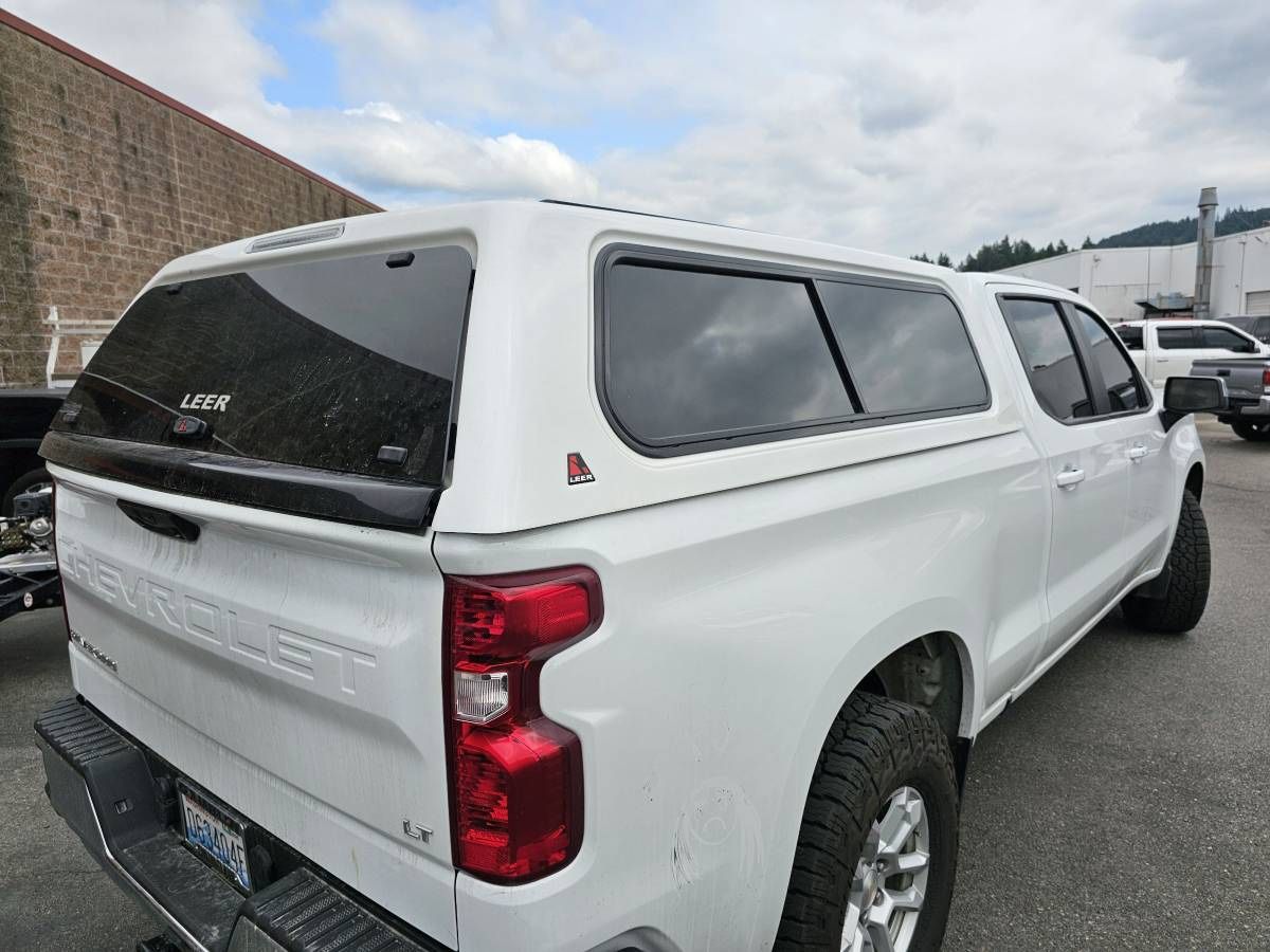 Leer 100xr GMC Sierra Canopy Topper 2019-2025