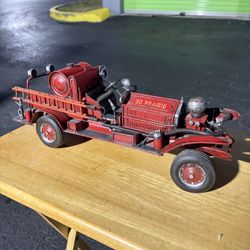 red metal 1926 So Prairie Fire Dept decorative fire truck model