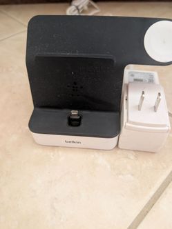Apple phone and watch charger