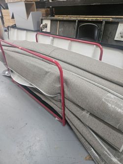FREE- 10X10 white carpets