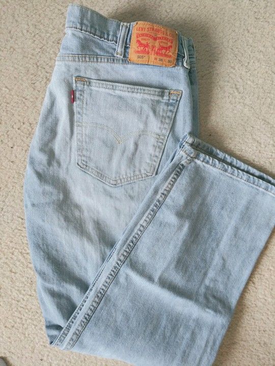 Men's Levi's jeans