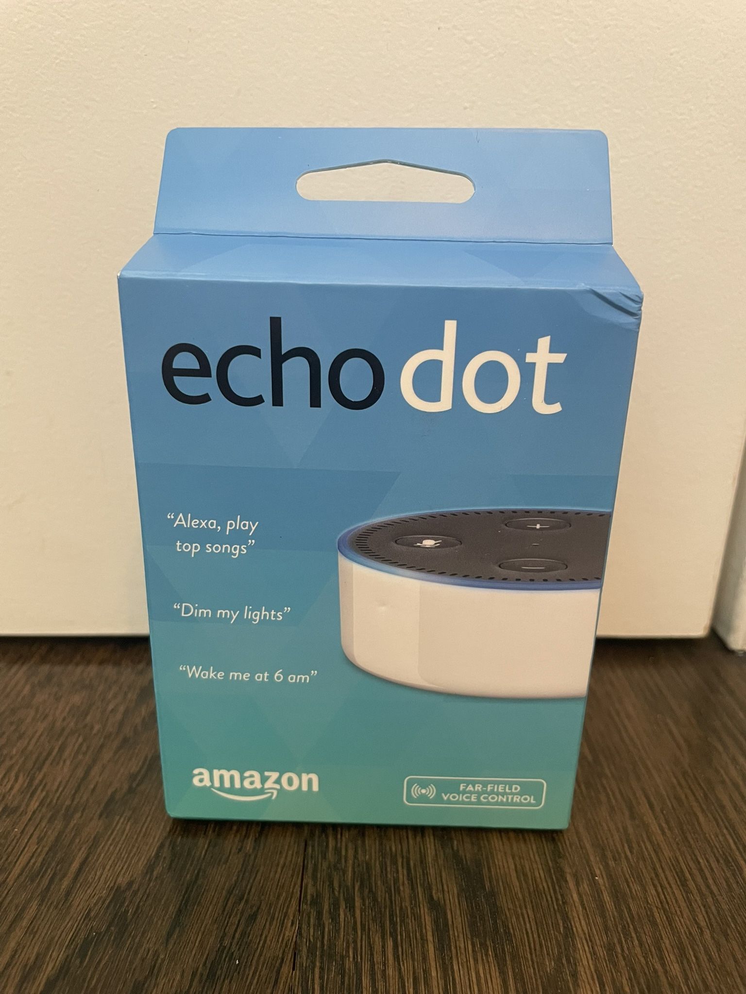 Amazon Echo Dot (2nd Generation) Smart Assistant - White (New in Box)