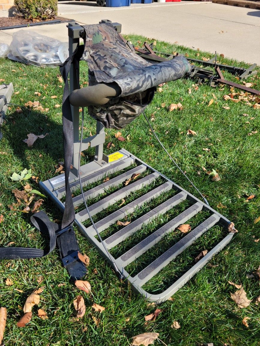 API, Run and Gun Tree stand